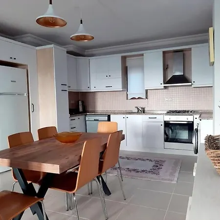 In The Center Of Kalkan, 350 Meters From The Sea Merkezde Denize 350 Metre * カルカン