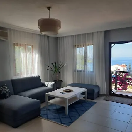 In The Center Of Kalkan, 350 Meters From The Sea Merkezde Denize 350 Metre *