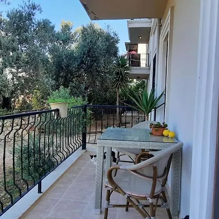 In The Center Of Kalkan, 350 Meters From The Sea Merkezde Denize 350 Metre