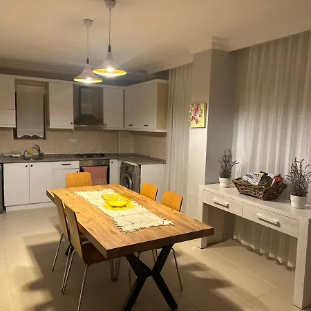 Apartament In The Center Of Kalkan, 350 Meters From The Sea Merkezde Denize 350 Metre